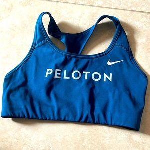 Nike peloton sports bra